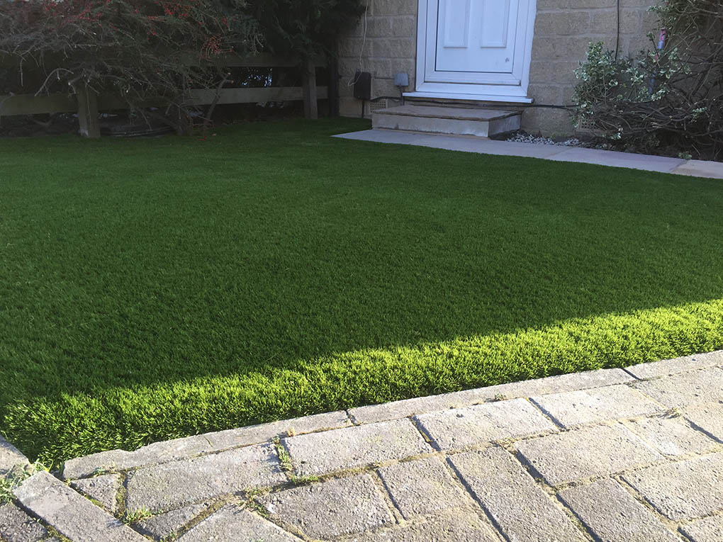 Small Front Garden York Artificial Grass