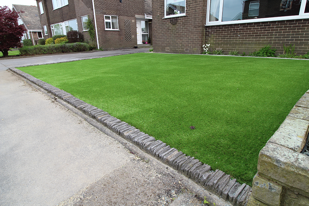 Front Garden, Leeds (After) - Polished Artificial Grass