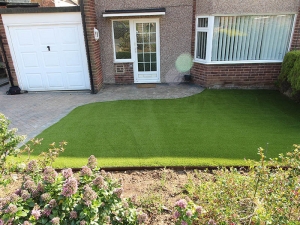 Small Front Garden Cookridge Leeds Before Artificial Grass
